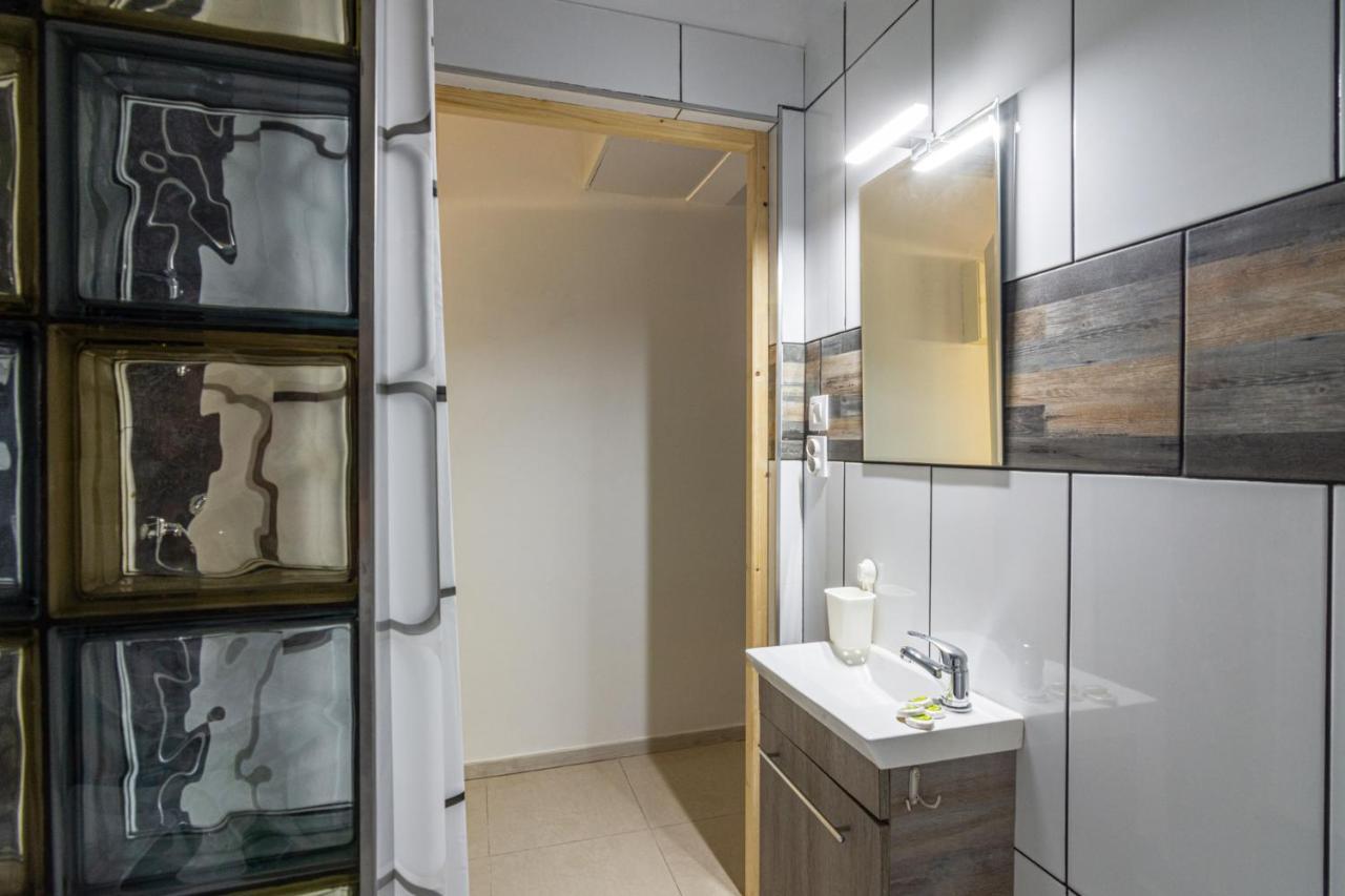 Comfy Apartment Close To Floisvos Beach 아테네 외부 사진