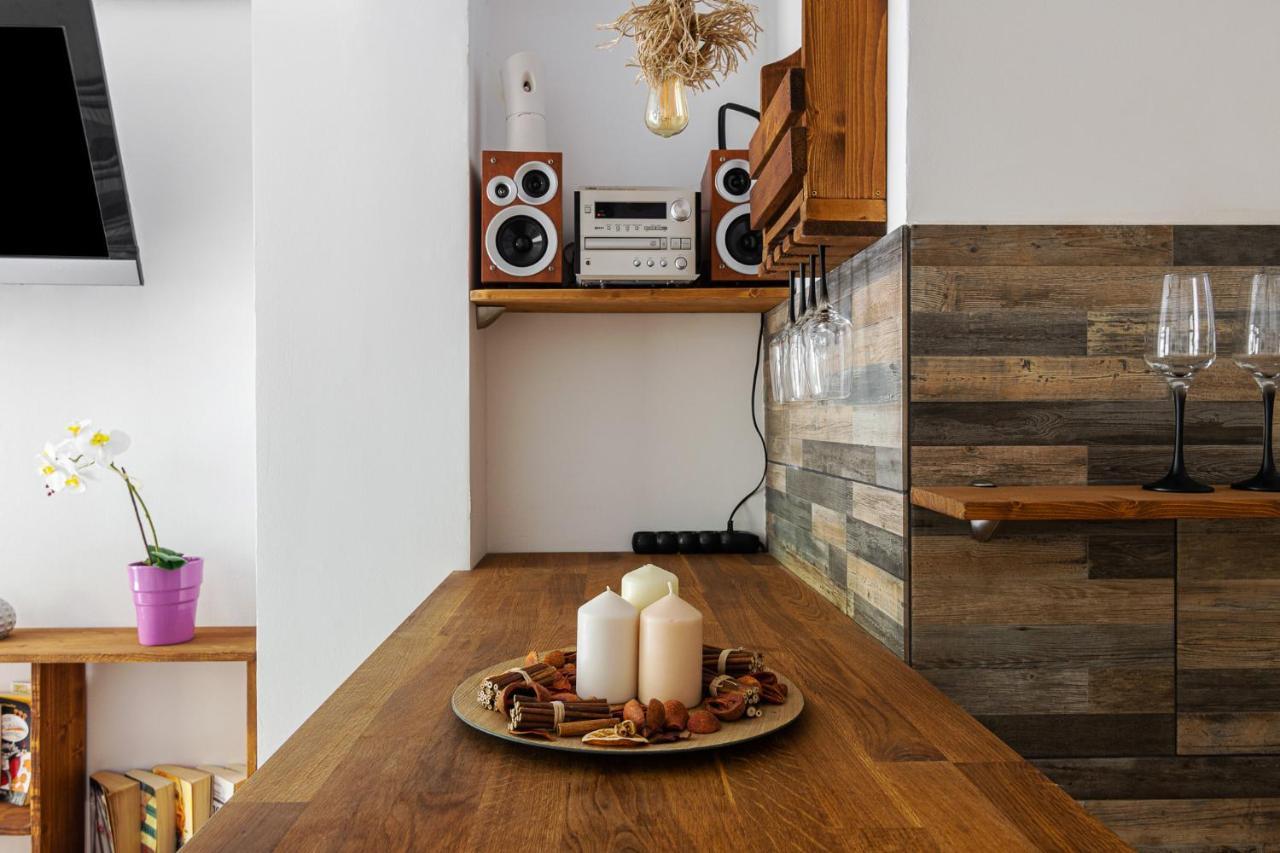 Comfy Apartment Close To Floisvos Beach 아테네 외부 사진