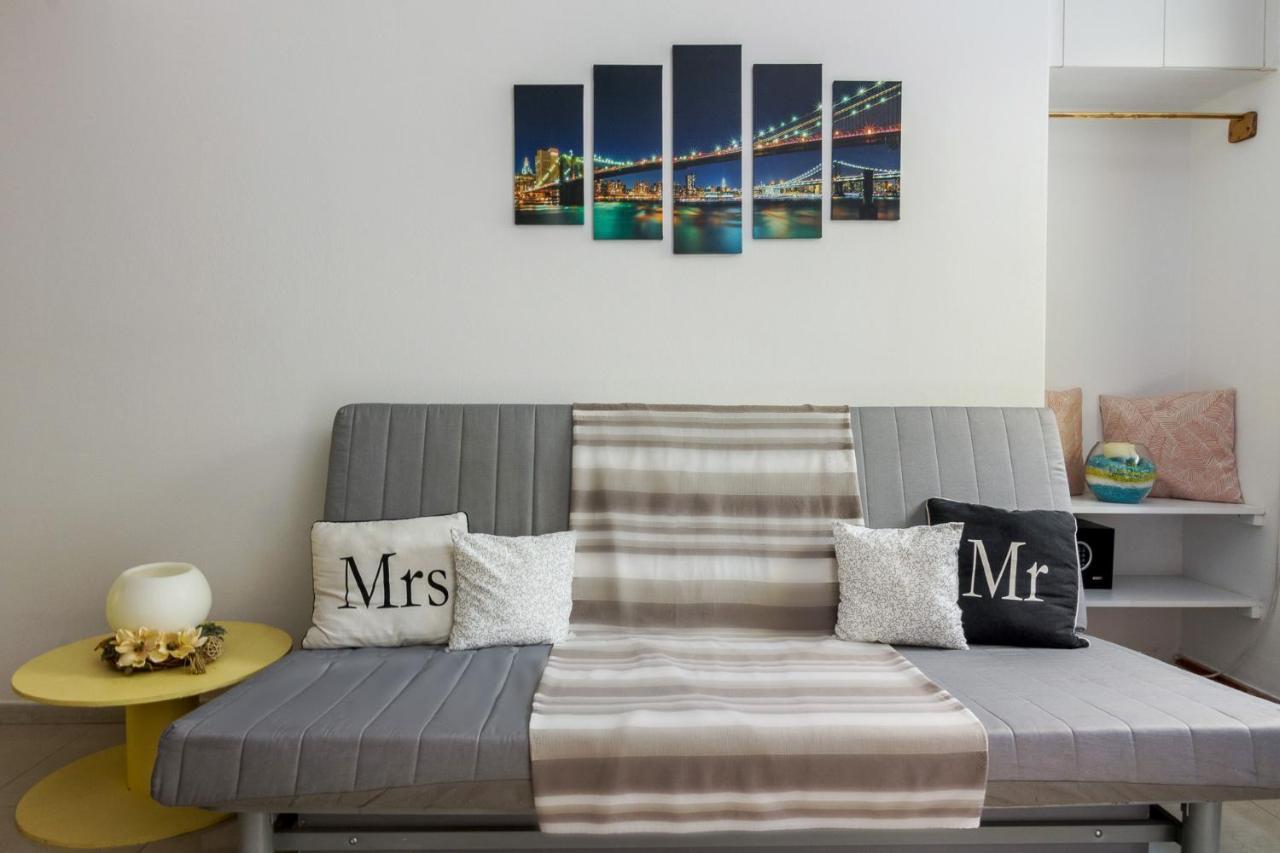 Comfy Apartment Close To Floisvos Beach 아테네 외부 사진