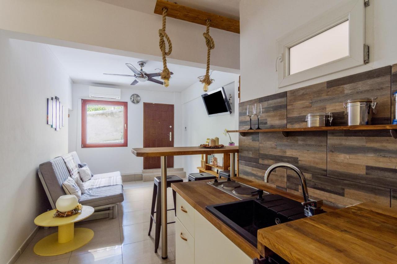 Comfy Apartment Close To Floisvos Beach 아테네 외부 사진