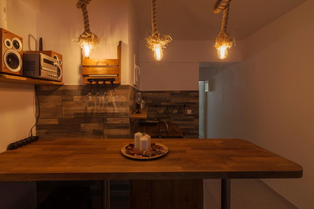 Comfy Apartment Close To Floisvos Beach 아테네 외부 사진